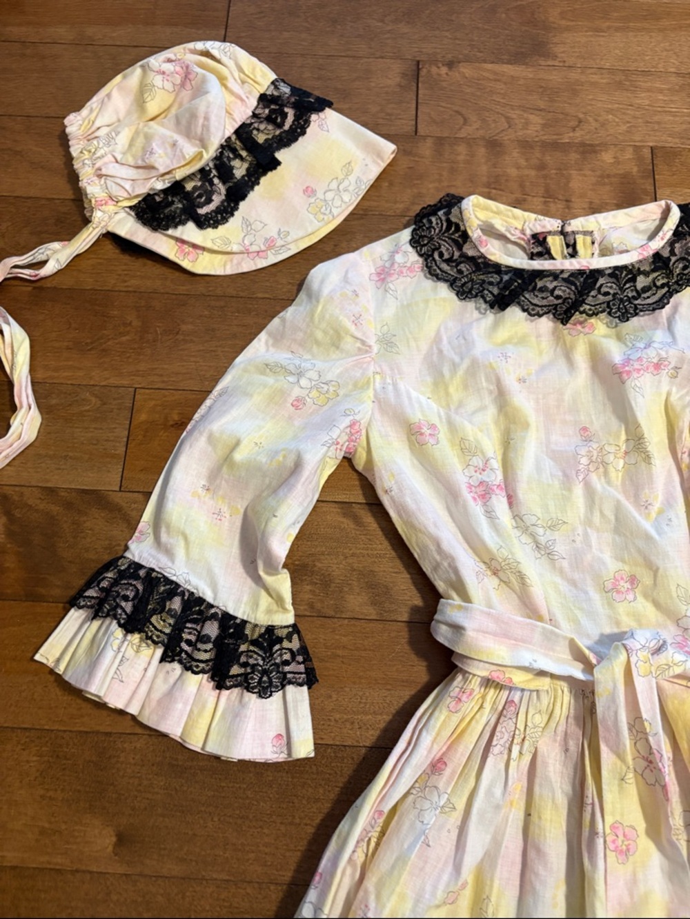 Floral Lace-Trim Cotton Dress with Matching Bonnet - White, Pink & Yellow - Picture 3 of 10